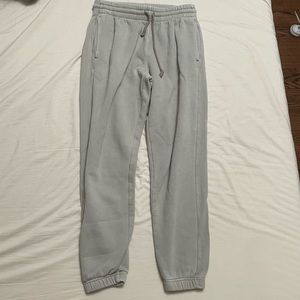 Aritza TNA sweats size small